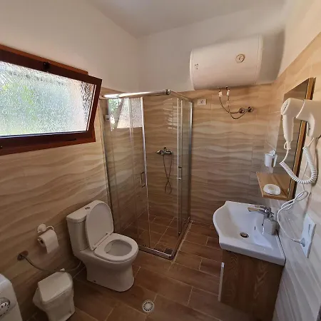 House In * Vlorë